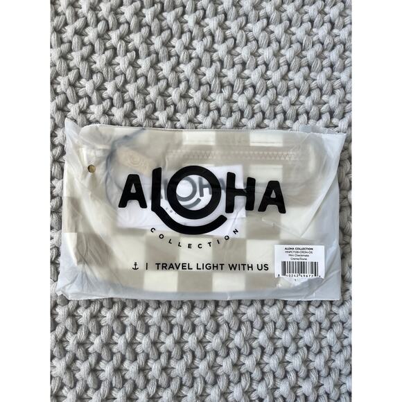 Aloha Collection• Checkmate Mini Pouch Crème on Dune - Picture 2 of 6